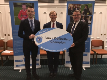 Campaign launched to put defibrillators in schools